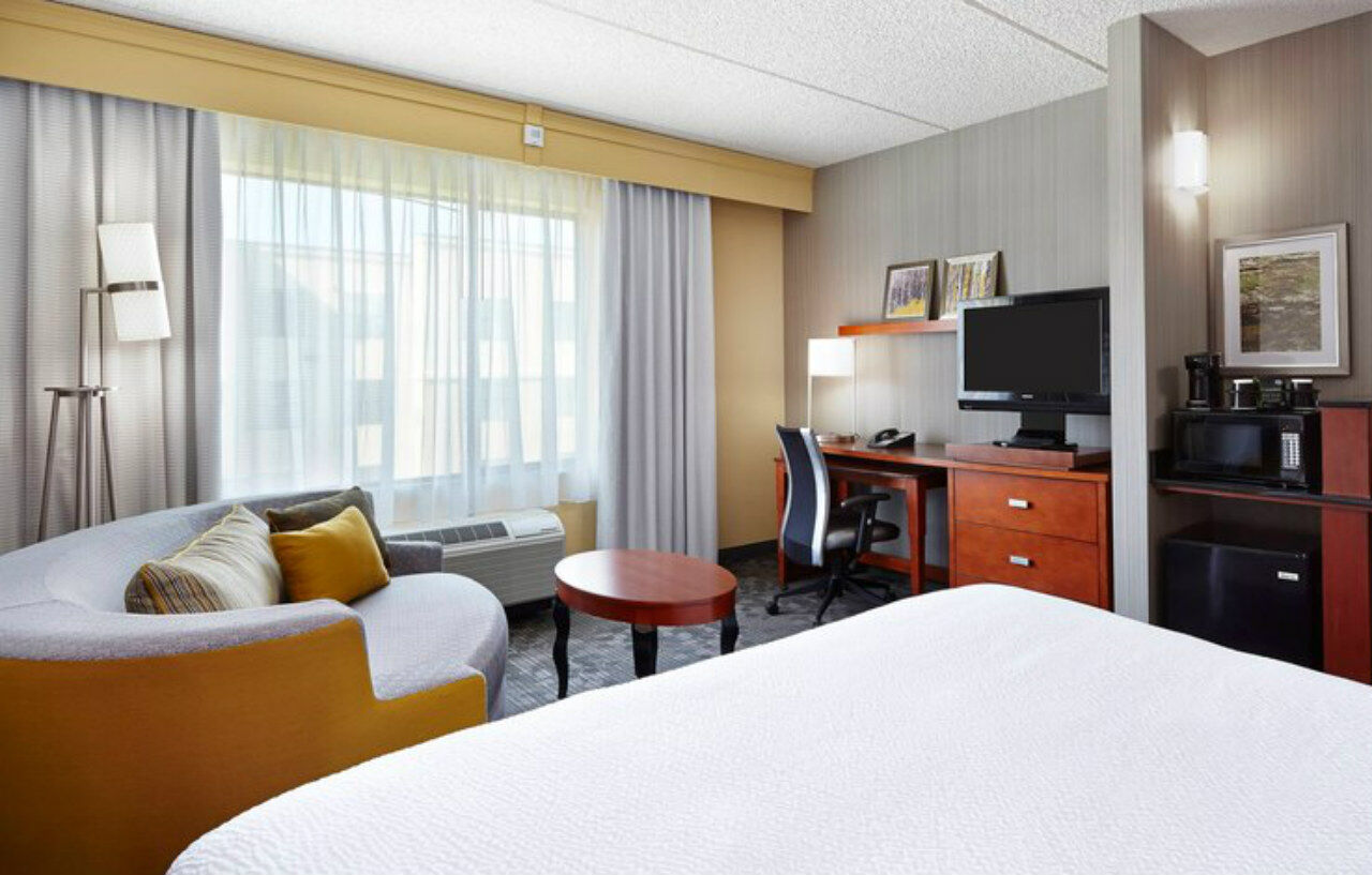 Courtyard By Marriott Phoenix North Exterior foto